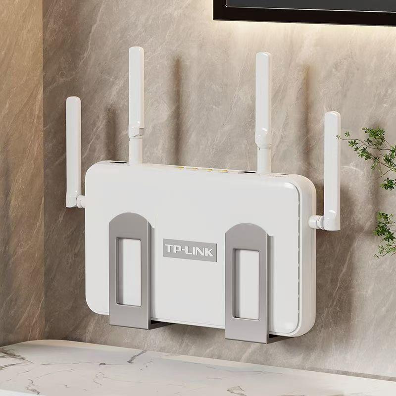 Workshop Tools On Wall - قطعتان من صندوق تخزين الراوتر المثبت